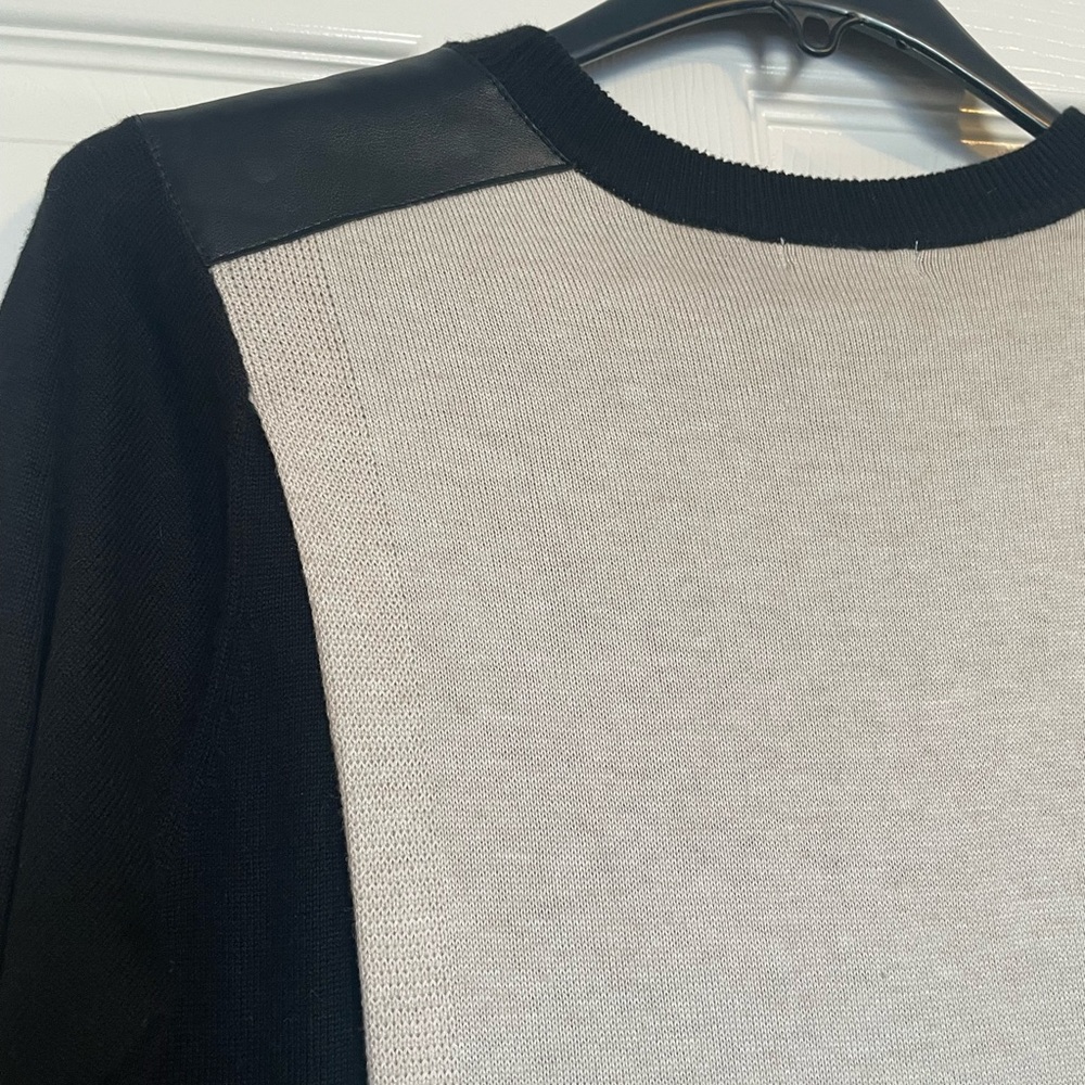 Bylyse Sweater - Picture 6 of 7